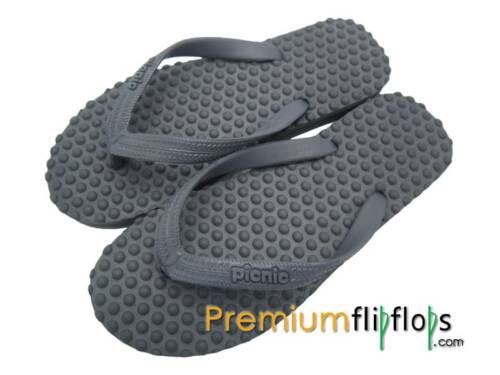 sturdy rubber slippers MO P M 01